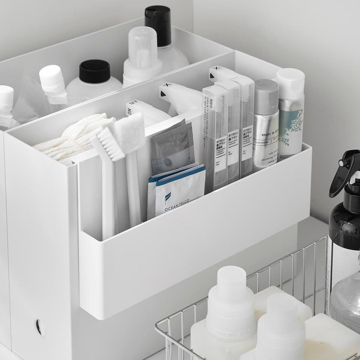 山崎実業 tower 引っ掛け収納ホルダー タワー ( 4903208103855 タワーシリーズ 収納ケース 引っ掛け 収納 浮かせる収納 浮かせて収納 収納ホルダー 小物入れ 小物収納 小物整理 ) 【ブラック】 ブラック