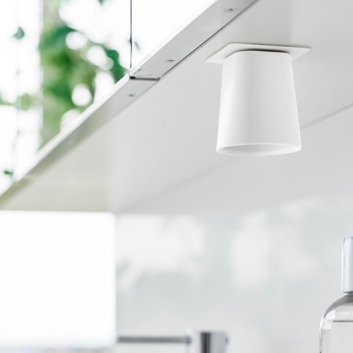 山崎実業 tower フィルムシート洗面戸棚下マグネットマウスウォッシュタンブラー タワー ( 4903208104012 タワーシリーズ マウスウォッシュタンブラー フィルムシート 洗面戸棚下 マグネット マウスウォッシュ タンブラー ) 【ブラック】 ブラック