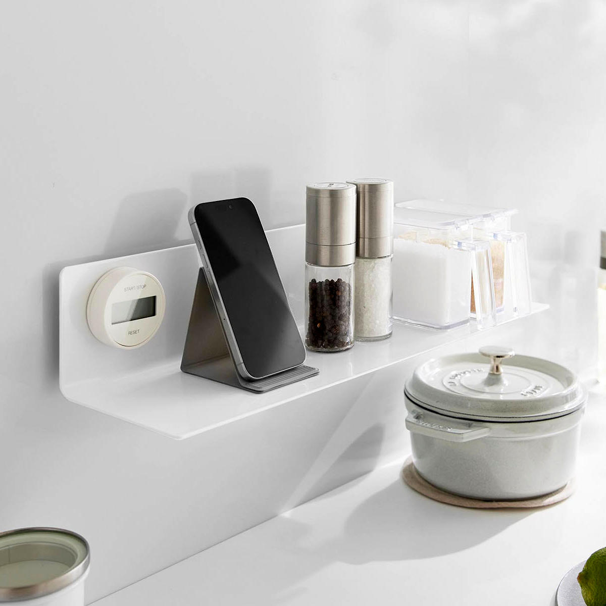 山崎実業 tower フィルムフックキッチン棚 タワー ワイド ( 4903208104104 タワーシリーズ 棚 キッチン 調味料ラック 壁面 キッチン収納 洗面所 壁面収納 ) 【ブラック】 ブラック