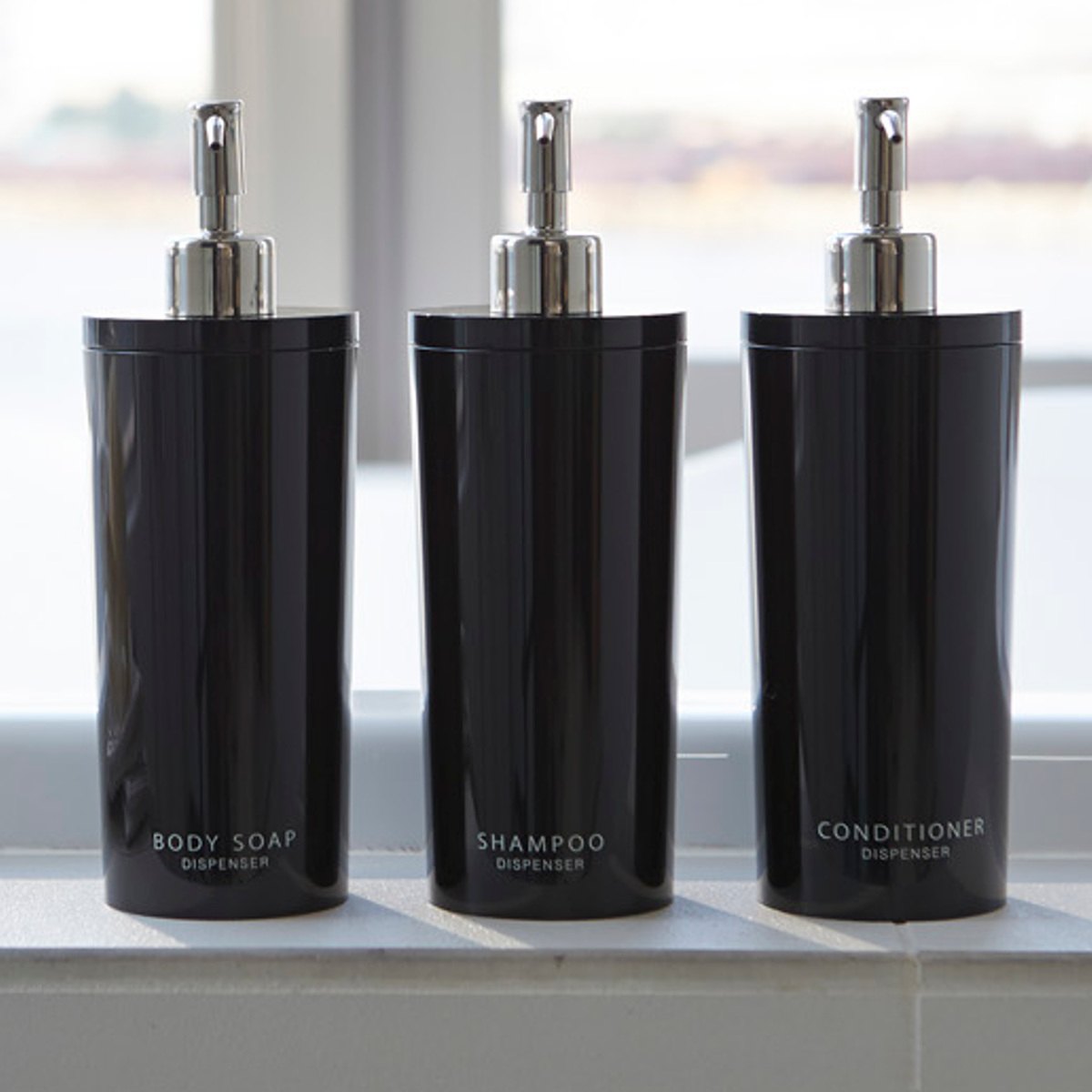 山崎実業 tower ツーウェイディスペンサー タワー ラウンド シャンプー コンディショナー ボディソープ 3本セット ( 4903208029322 お風呂 ボトル 詰め替えボトル 白 黒 詰め替え容器 おしゃれ ソープ ) 【ブラック】 ブラック