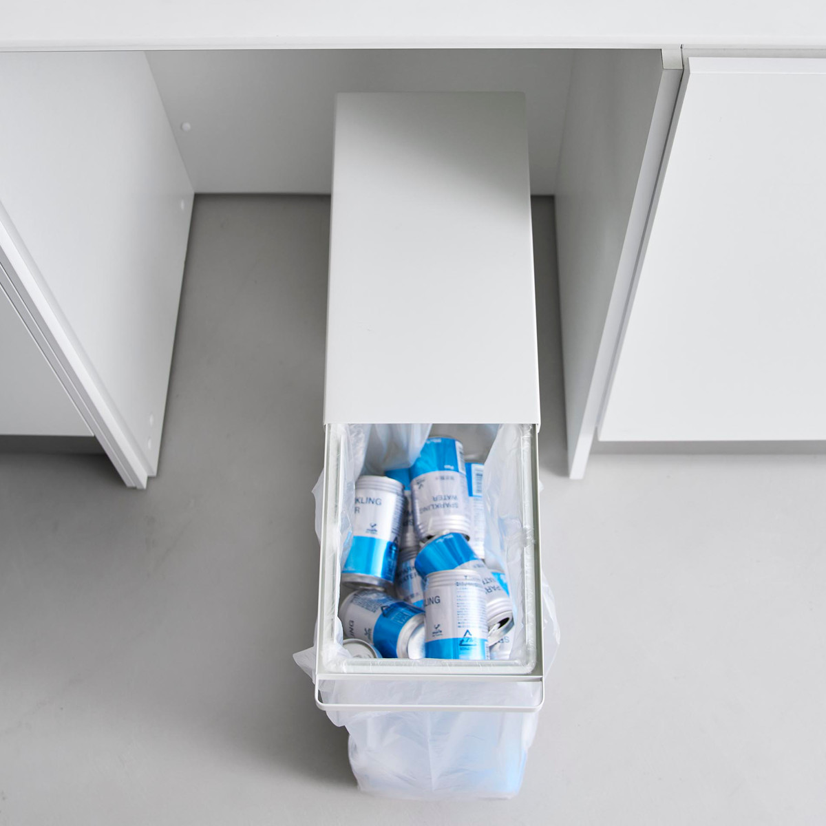 山崎実業 tower 引き出す分別ゴミ袋ホルダー タワー スリム 45L ( 4903208102643 タワーシリーズ 分別 ゴミ袋ホルダー 45l ごみ箱 45リットル 分別ゴミ箱 ゴミ袋 ホルダー スリムサイズ レジ袋スタンド ) 【ブラック】 ブラック