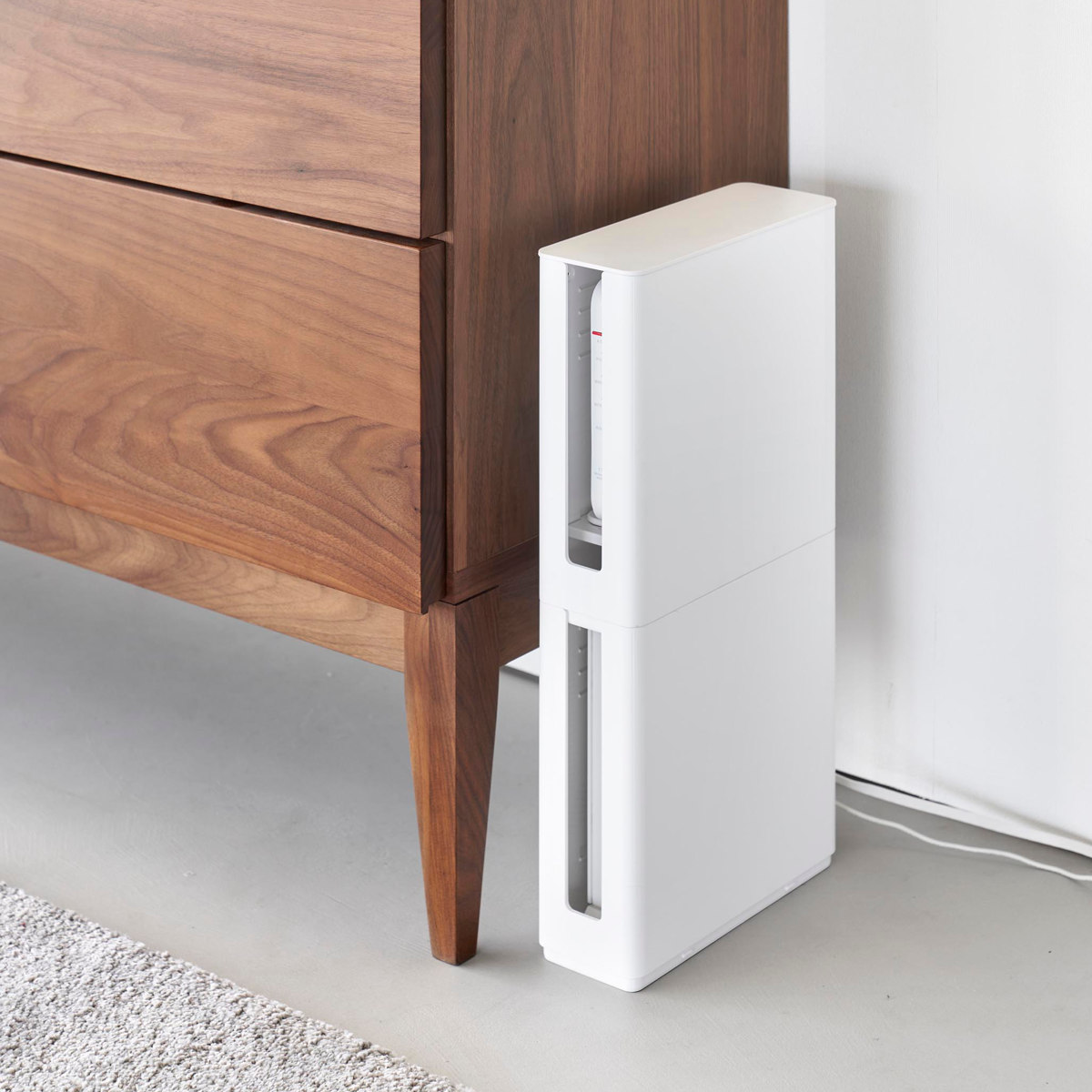 山崎実業 smart 蓋付き重ねられる仕切り付きスリムルーター収納ケース スマート ( 4903208103145 スマートシリーズ ルーター収納ケース スリム 蓋付き 重ねられる 仕切り付き ルーター 収納ケース 隠せる ルーター収納 壁面収納 壁 ) 【ホワイト】 ホワイト