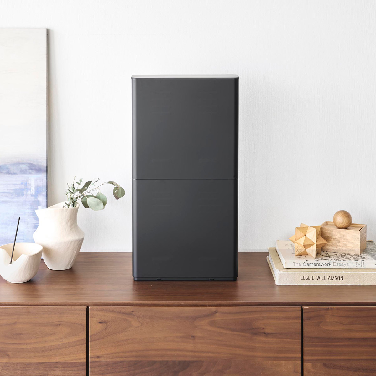 山崎実業 smart 蓋付き重ねられる仕切り付きスリムルーター収納ケース スマート ( 4903208103145 スマートシリーズ ルーター収納ケース スリム 蓋付き 重ねられる 仕切り付き ルーター 収納ケース 隠せる ルーター収納 壁面収納 壁 ) 【ホワイト】 ホワイト