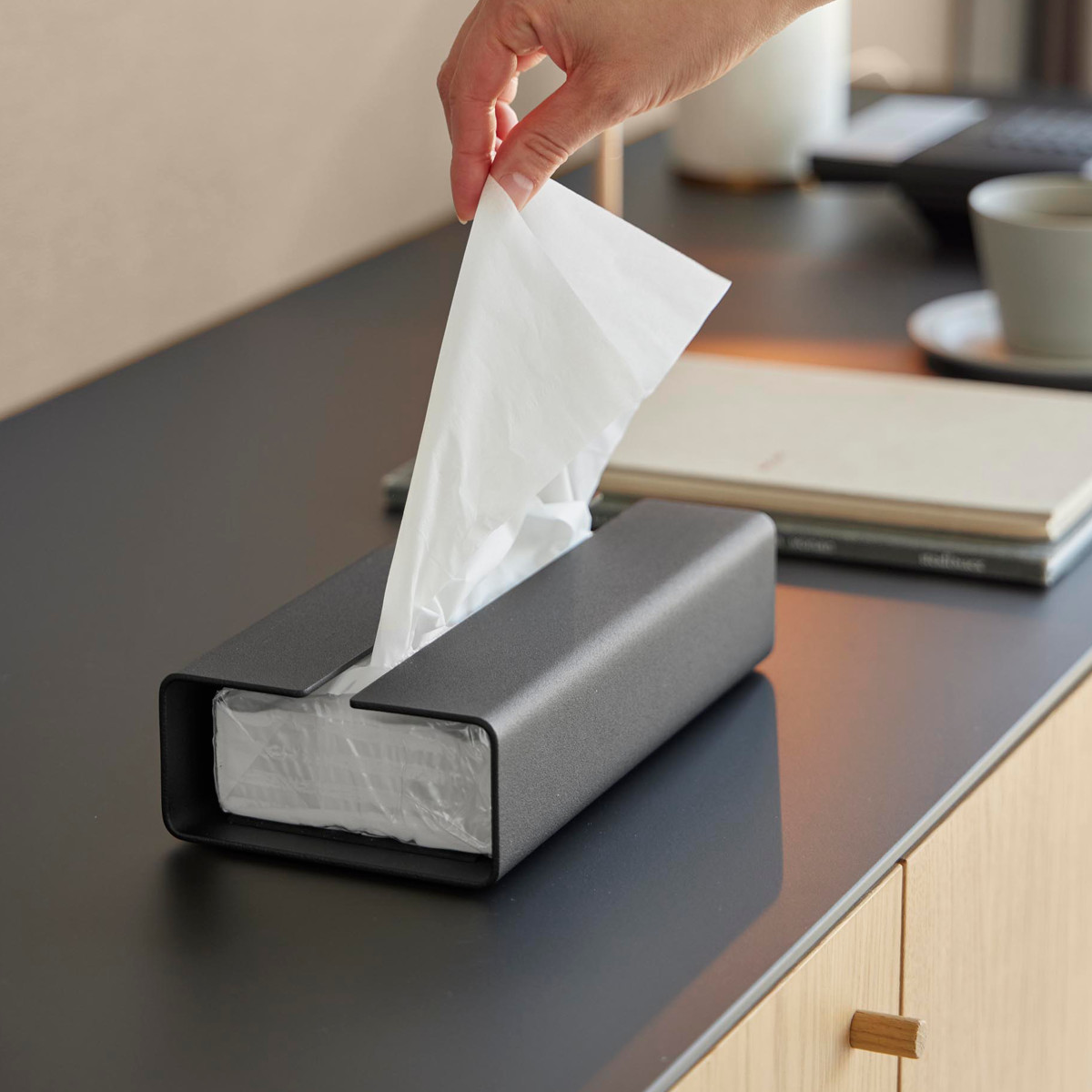 山崎実業 tower 入れ替え簡単ソフトパックティッシュケース タワー ( 4903208104500 タワーシリーズ ティッシュケース ソフトパックタイプ 入れ替え簡単 ソフトパックティッシュケース ソフトパック ) 【ブラック】 ブラック