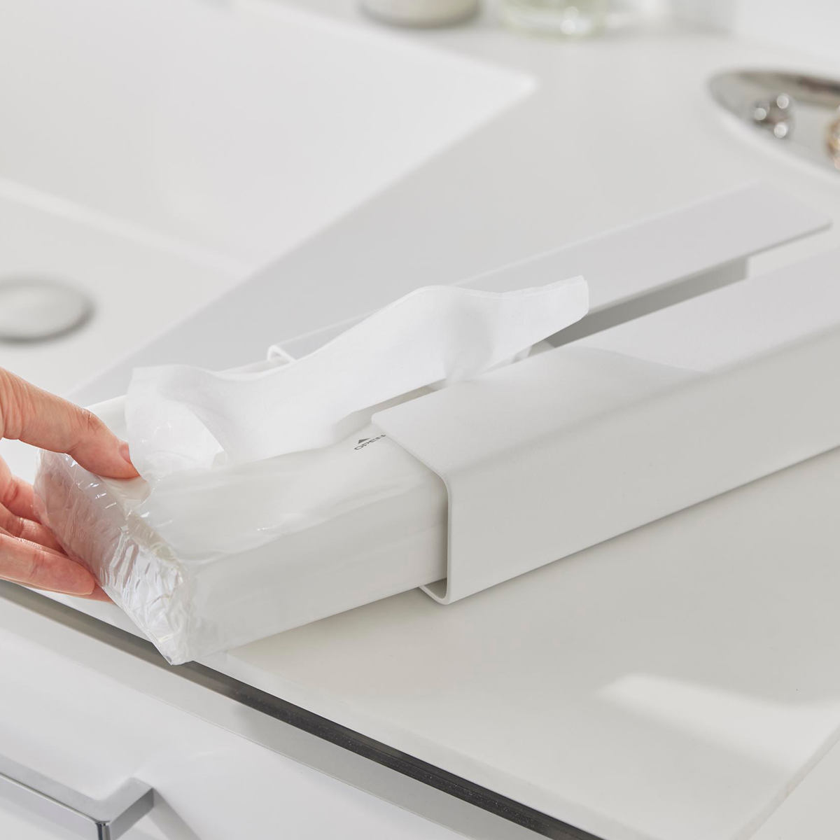 山崎実業 tower 入れ替え簡単ソフトパックティッシュケース タワー ( 4903208104500 タワーシリーズ ティッシュケース ソフトパックタイプ 入れ替え簡単 ソフトパックティッシュケース ソフトパック ) 【ブラック】 ブラック