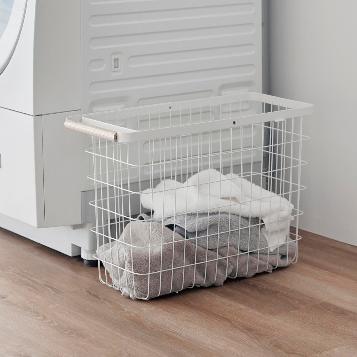 山崎実業 tosca ランドリーバスケット トスカ スリム L ( 4903208103787 トスカシリーズ ホワイト 洗濯かご ランドリー 洗濯 かご 洗濯カゴ ワイヤーバスケット バスケット 折りたたみハンドル ワイヤー 収納 )