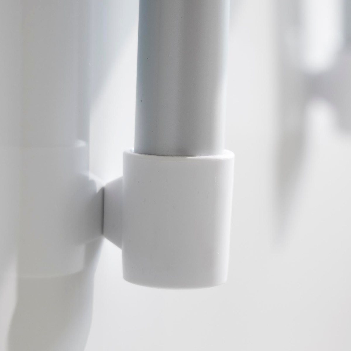 山崎実業 MIST マグネット風呂イス SH25+マグネット手おけ 2点セット ミスト ( 4903208017213 バスチェア 座面高25cm 洗面器 手桶 壁面 浮かせる ホワイト ブラック ) 【ブラック】 ブラック