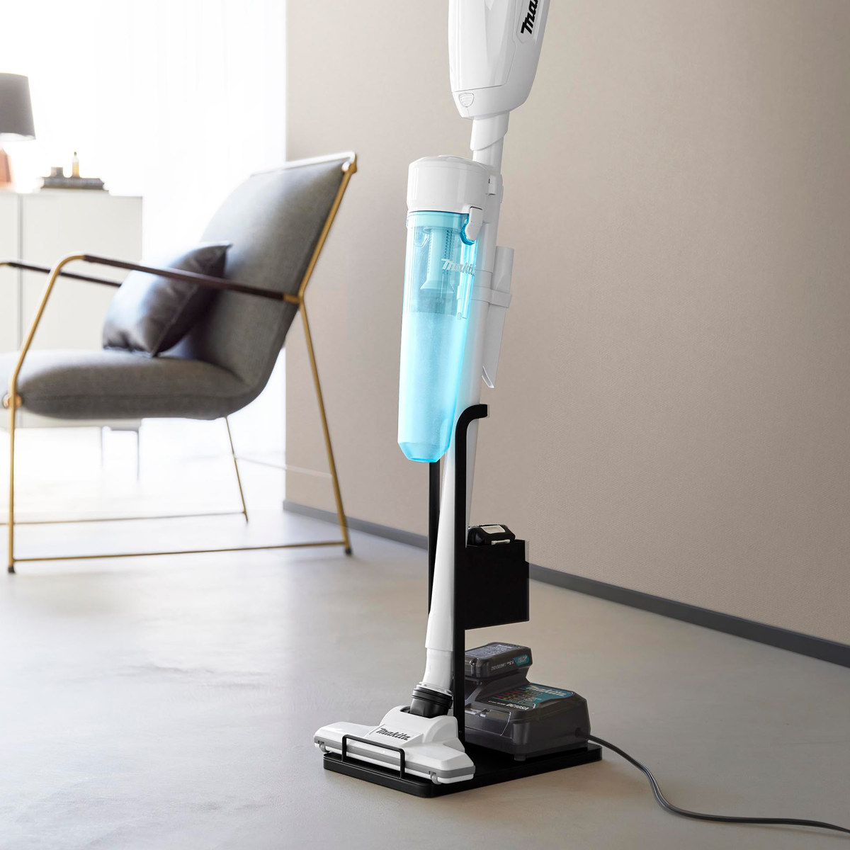 山崎実業 tower スティッククリーナー紙パック&充電器収納スタンド タワー ( 4903208102605 タワーシリーズ スティッククリーナースタンド スティッククリーナー 紙パック 充電器 収納スタンド ) 【ブラック】 ブラック