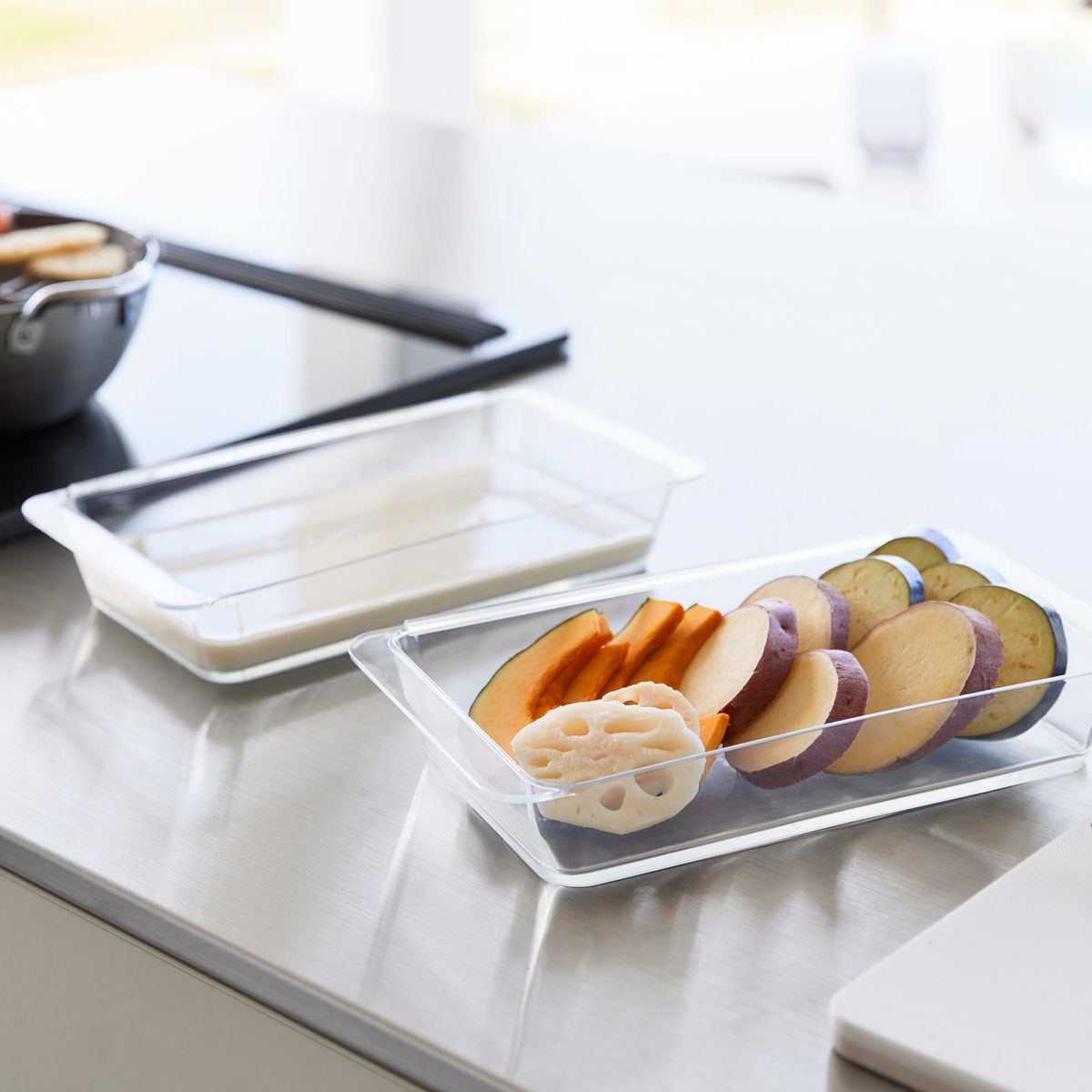 山崎実業 tower 電子レンジ対応連結できる洗いやすい下ごしらえ調理トレー タワー 深型 2個組 クリア ( 4903208103374 タワーシリーズ 調理トレー 連結可能 2個 食洗機対応 電子レンジ対応 )