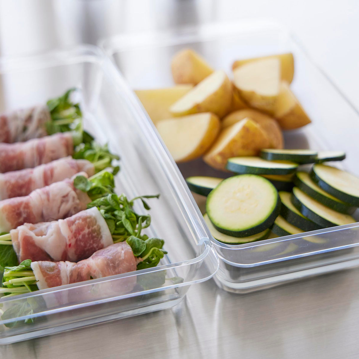 山崎実業 tower 電子レンジ対応連結できる洗いやすい下ごしらえ調理トレー タワー 深型 2個組 クリア ( 4903208103374 タワーシリーズ 調理トレー 連結可能 2個 食洗機対応 電子レンジ対応 )