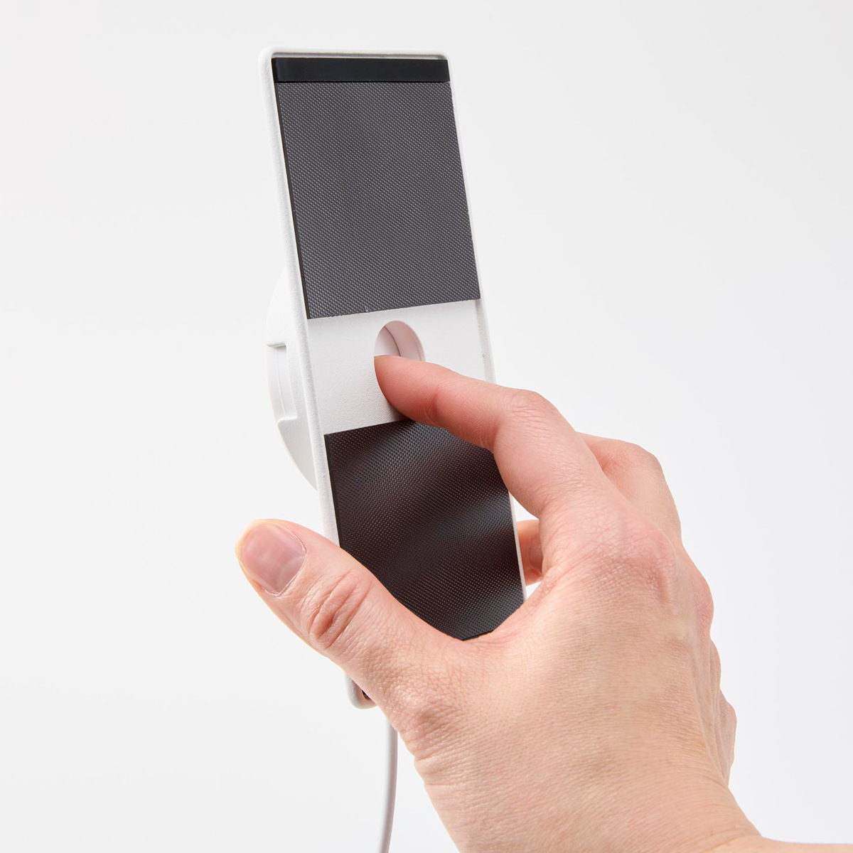 山崎実業 tower マグネットスマートフォン充電ホルダー タワー ( 4903208100861 タワーシリーズ スマートフォン充電ホルダー マグネット 磁石 スマートフォン 充電ホルダー 壁面収納 壁 対応 スマホホルダー ) 【ブラック】 ブラック