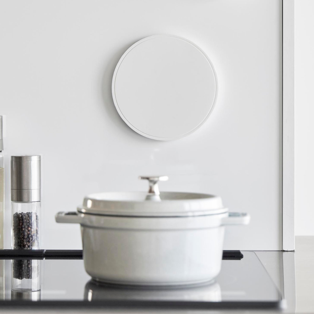 山崎実業 tower マグネットシリコーン鍋敷き 丸型 タワー ( 4903208103183 タワーシリーズ 鍋敷き なべ敷き 鍋敷 鍋しき シリコン 磁石 マグネット シリコーン シリコーン鍋敷き 丸 シリコン鍋敷き 耐熱 ) 【ブラック】 ブラック