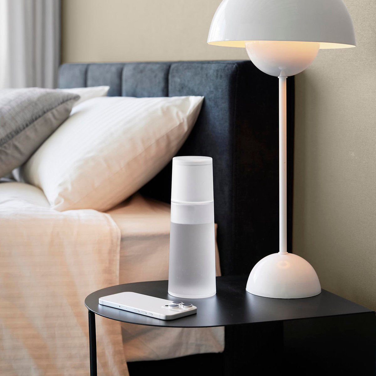 山崎実業 tower ベッドサイドカラフェ タワー ( 4903208107570 タワーシリーズ カラフェ ピッチャー 水差し 水入れ ベッド 寝室 就寝時 水分補給 ウォーターカラフェ ) 【ブラック】 ブラック