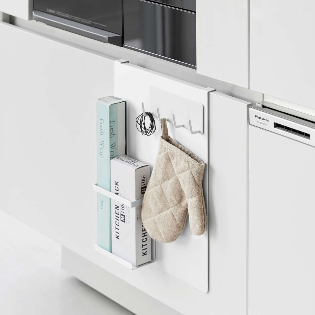 山崎実業 tower シンク扉スチールパネル タワー ( 4903208107839 タワーシリーズ スチールパネル キッチン 収納 マグネットボード シンク扉 パネル マグネット収納 キッチン収納 ) 【ブラック】 ブラック