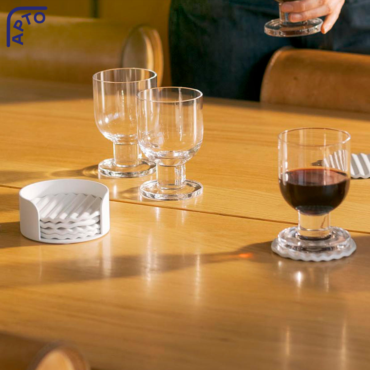 山崎実業 APTO ウェーブ セラミックコースターセット アプト （ 4903208104968 アプトシリーズ コースターセット コースター セラミック製コースター セット セラミック製 波型 波型デザイン ）