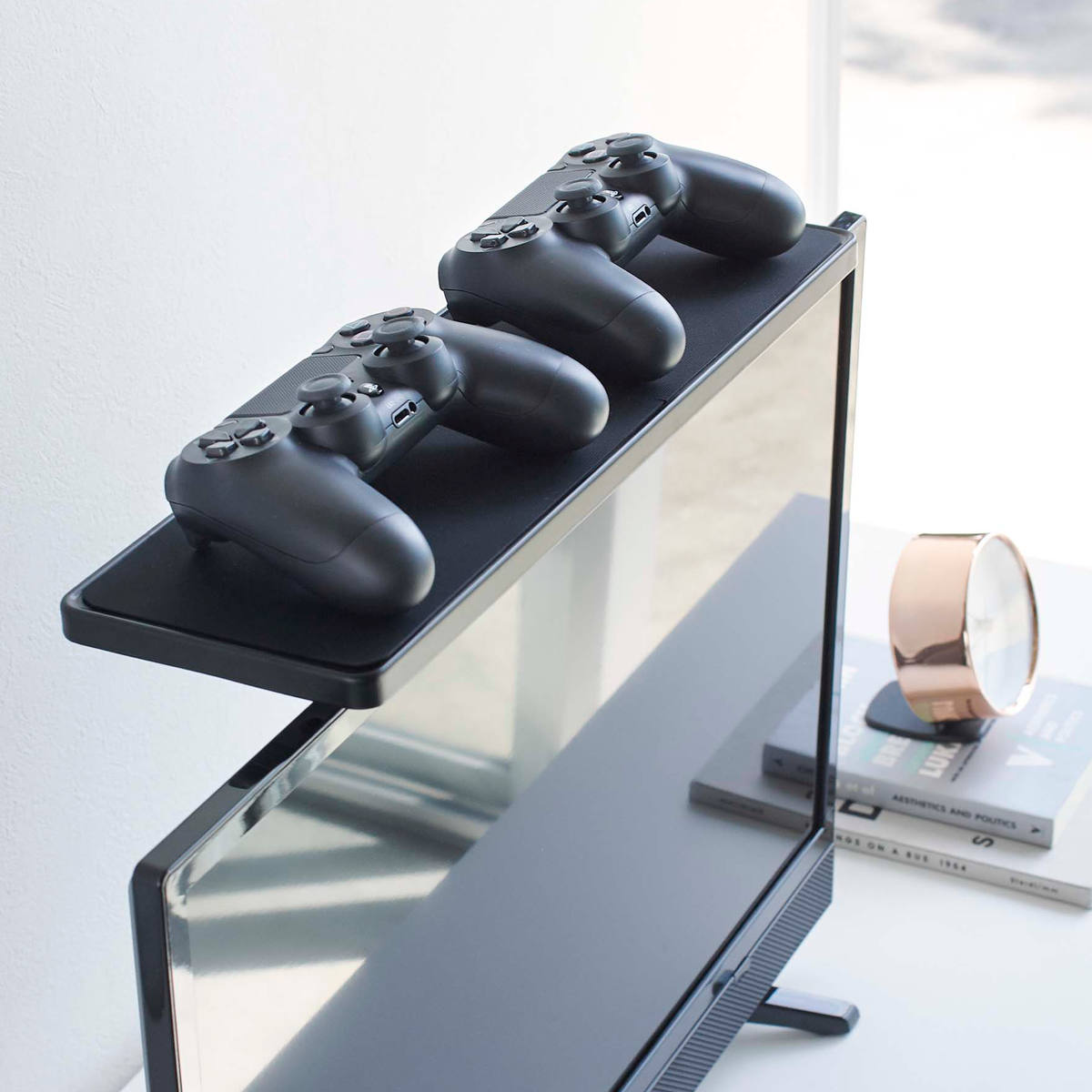 山崎実業 smart テレビ上ラック スマート ワイド40 ( 4903208048811 テレビ上 テレビ 上 テレビ上収納 収納ラック リモコン ルーター スピーカー 収納 TV リモコンラック 一時置き シンプル おしゃれ メガネ コントローラー ゲーム )