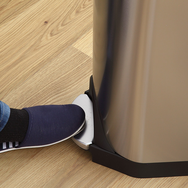 正規品 ゴミ箱 シンプルヒューマン simplehuman バタフライステップカン 30L ペダル式 ステンレス ( おしゃれ スリム ごみ箱 CW1824 ふた付き 縦型 ごみばこ ダストボックス 30 リットル キッチン )