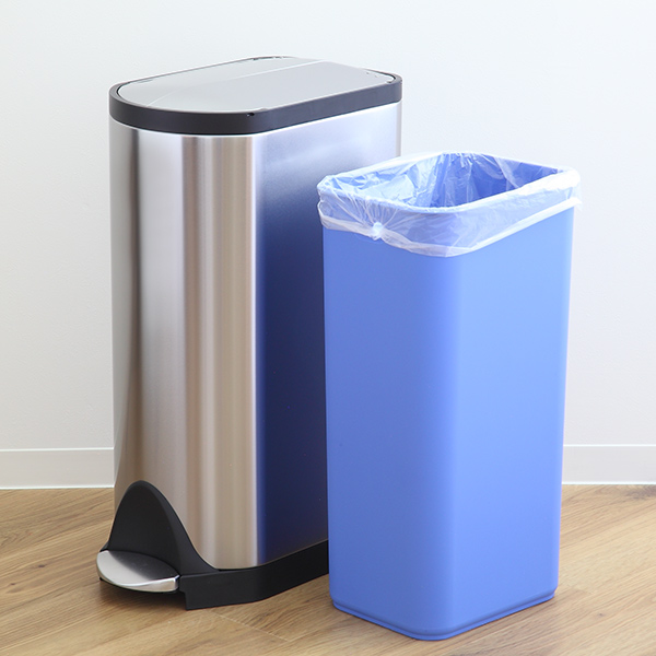 正規品 ゴミ箱 シンプルヒューマン simplehuman バタフライステップカン 30L ペダル式 ステンレス ( おしゃれ スリム ごみ箱 CW1824 ふた付き 縦型 ごみばこ ダストボックス 30 リットル キッチン )