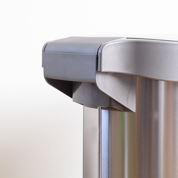 正規品 ゴミ箱 シンプルヒューマン simplehuman 45L スリムステップカン ステンレス ふた付き ( ダストボックス ごみ箱 キッチン スリム ペダル くずかご おしゃれ 袋 見えない 45 リットル リビング )