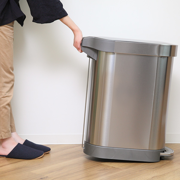 正規品 ゴミ箱 シンプルヒューマン simplehuman 45L スリムステップカン ステンレス ふた付き ( ダストボックス ごみ箱 キッチン スリム ペダル くずかご おしゃれ 袋 見えない 45 リットル リビング )