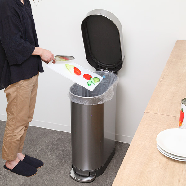 正規品 ゴミ箱 シンプルヒューマン simplehuman 45L スリムステップカン ステンレス ふた付き ( ダストボックス ごみ箱 キッチン スリム ペダル くずかご おしゃれ 袋 見えない 45 リットル リビング )