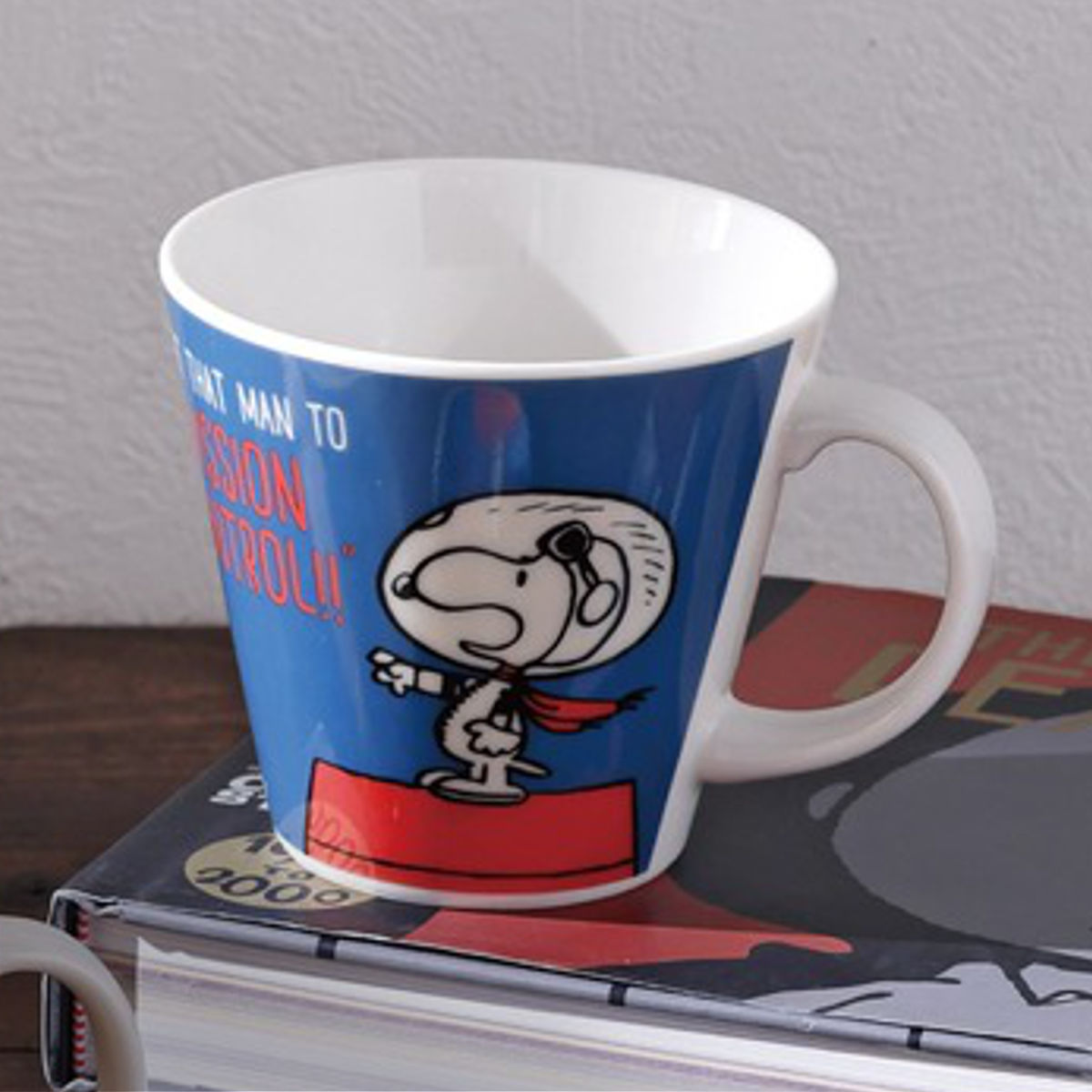 マグカップ マグ スヌーピー ( 340ml 電子レンジ対応 食洗機対応 磁器 日本製 マグコップ カップ 食器 コミックレトロ キャラクター かわいい プレゼント ギフト ) 【オレンジ】 オレンジ