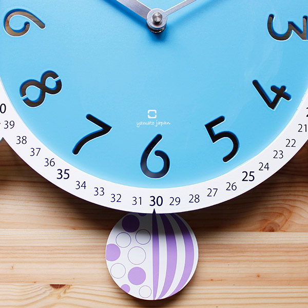 振り子時計 circus clock シロクマ ステップ秒針 ヤマト工芸 掛け時計 日本製 ( 壁時計 壁掛け時計 インテリア 時計 クロック ウッドクロック かわいい 知育時計 アナログ 分表示 見やすい 子ども部屋 サーカス 白くま 練習 )