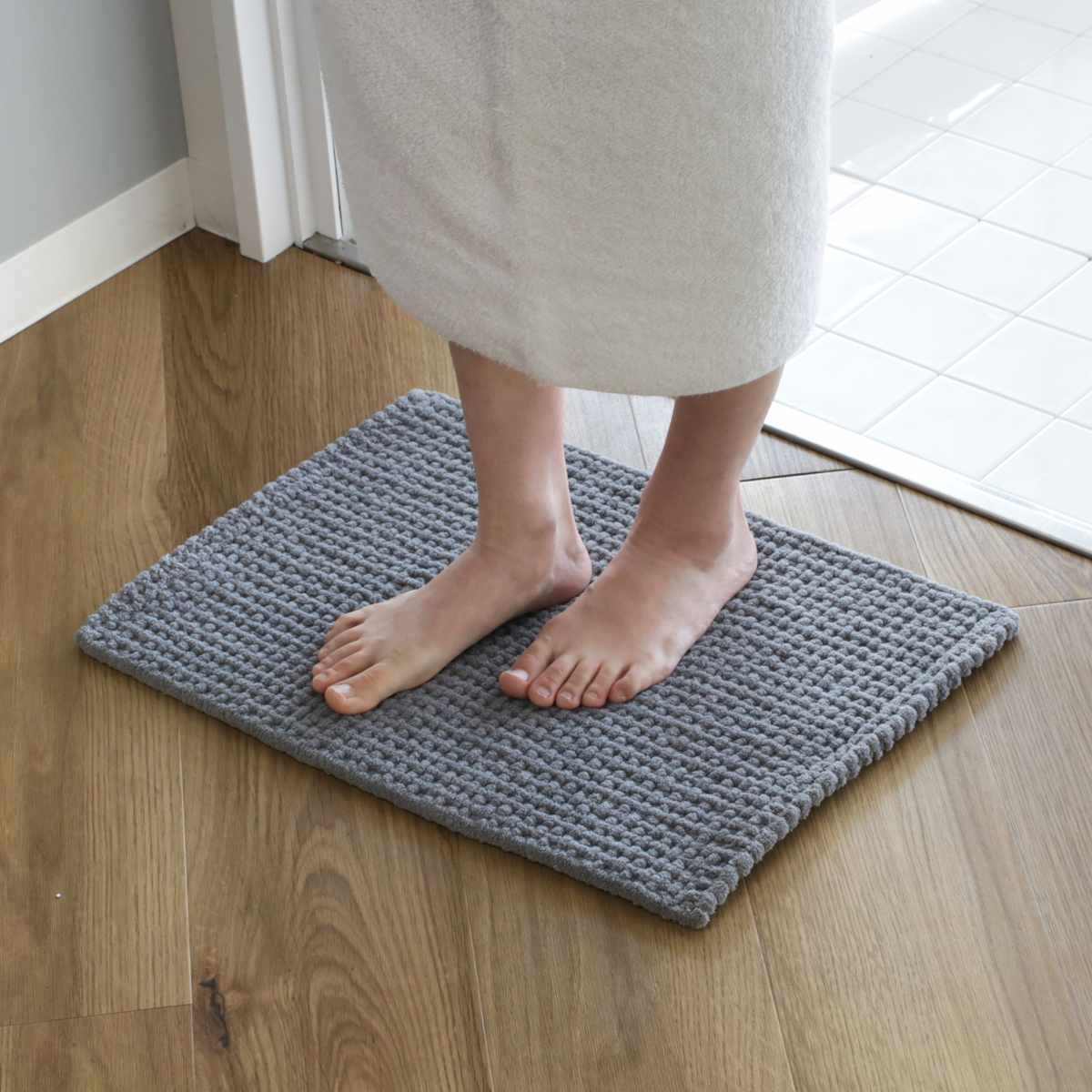 バスマット SUSU 抗菌ふわふわ雲ごこちバスマット 35×50cm ( お風呂マット 足拭きマット 吸水 速乾 マイクロファイバー 抗菌 浴室マット ふわふわ 洗える 35×50 超吸水 マイクロファイバーモール ) 【ローズピンク】 ローズピンク