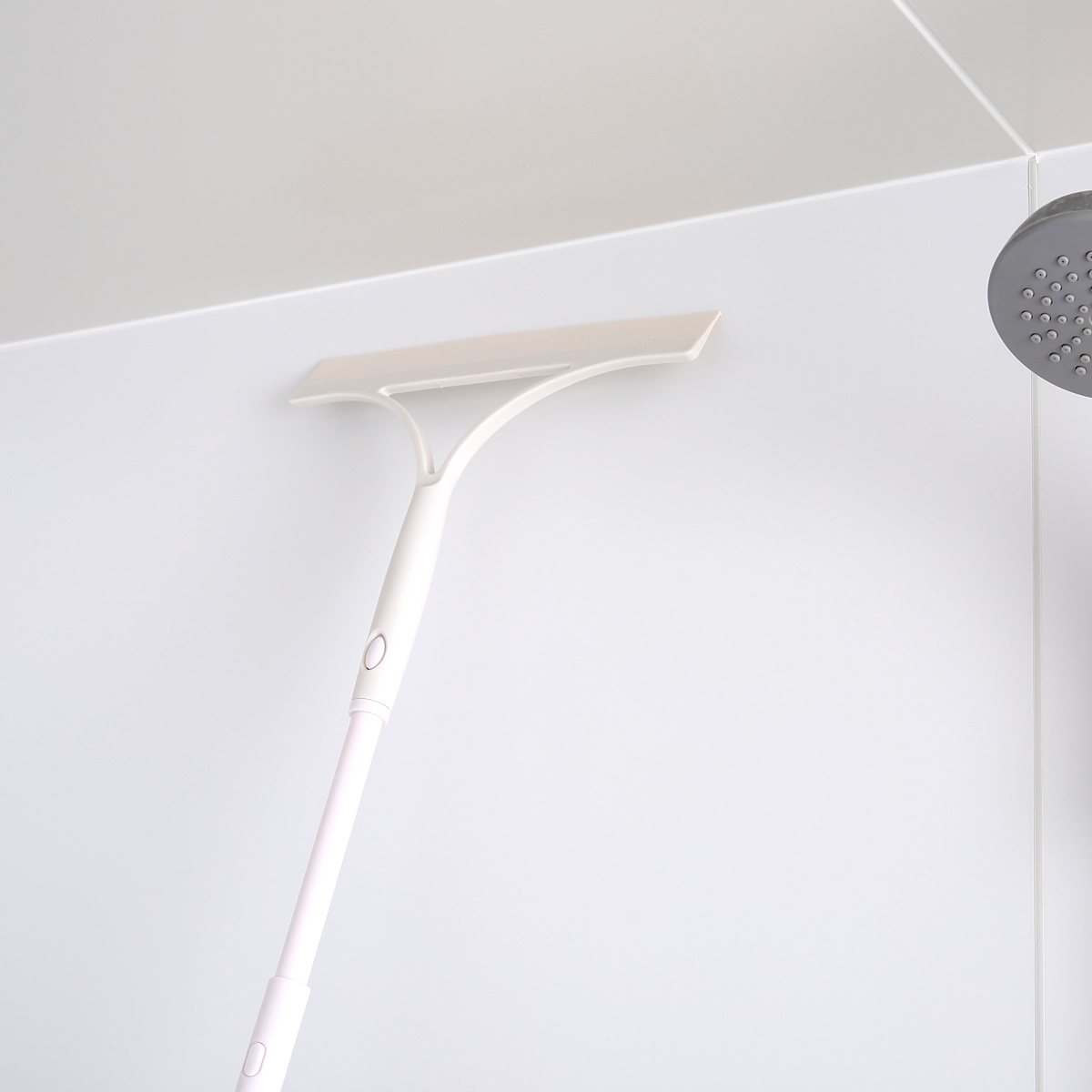 浴室水切り バスボンくん のび~るスクイジー 風呂 浴室 掃除 伸縮 柄付き ( 結露取り 水切りワイパー ワイパー 水切り スクイージー スキージー バスボン 山崎産業 浴室掃除 お風呂掃除 鏡 壁ワイパー 壁面収納 吸着フック )