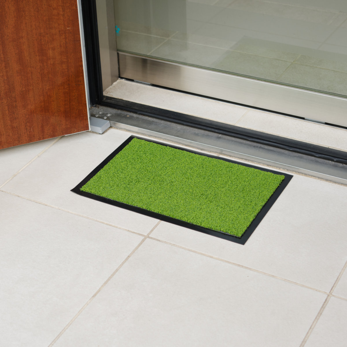 玄関マット 汚れ落とし 32×50cm 屋内用 ライフステップマット ( 屋外 洗える 水洗い マット 薄手 滑りにくい シンプル 店舗 入口 幅50cm 日本製 定番 カフェ ベランダ デッキ テラス 玄関 外用 室内 小さめ ) 【グレー】 グレー