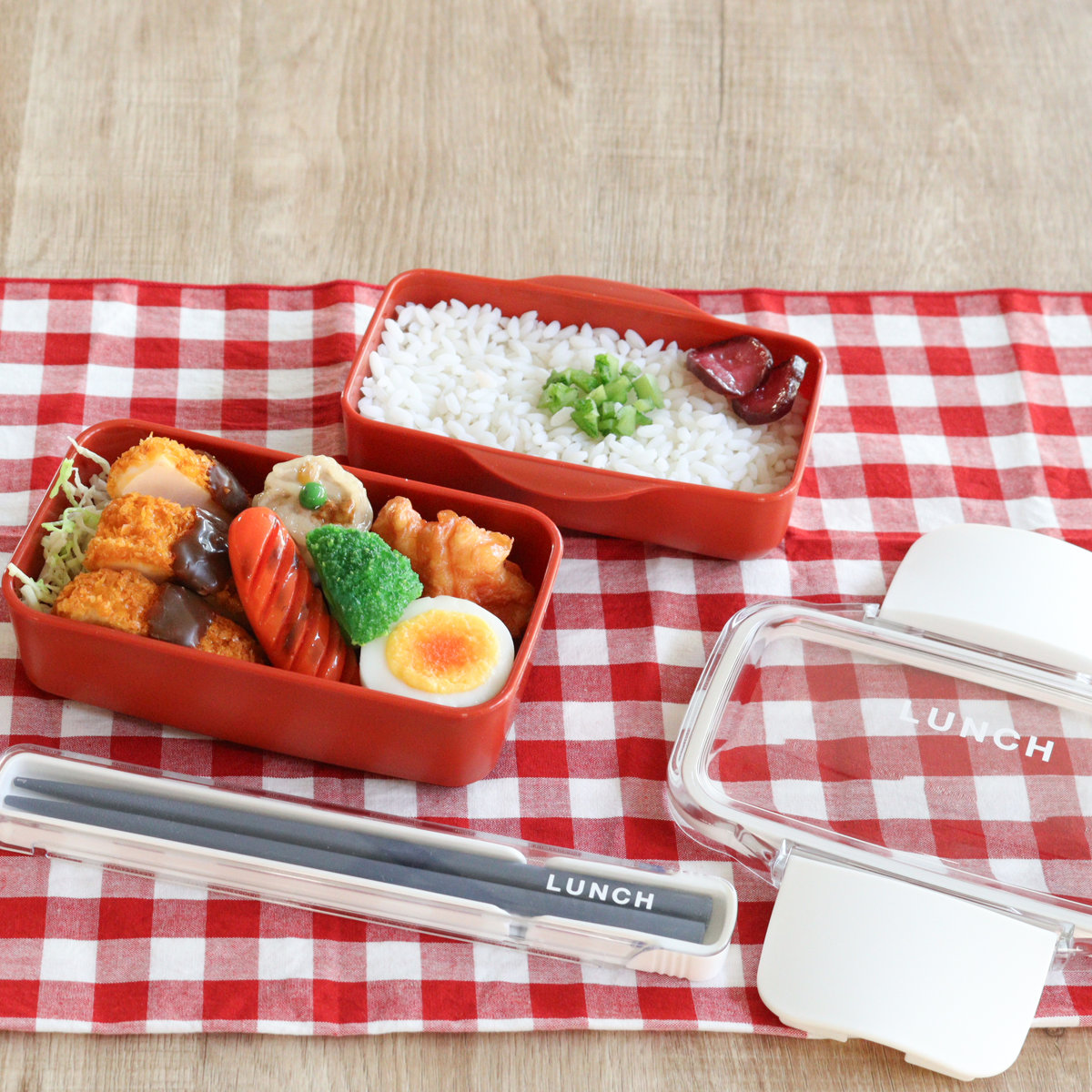 弁当箱 560ml ドーム 2段 time for LUNCH ランチボックス ( お弁当箱 食洗機対応 レンジ対応 二段 ドーム蓋 ドーム型 女子 日本製 食洗機OK レンジOK お弁当 弁当 4点ロック 仕切り付き 女性 ) 【グレー】 グレー