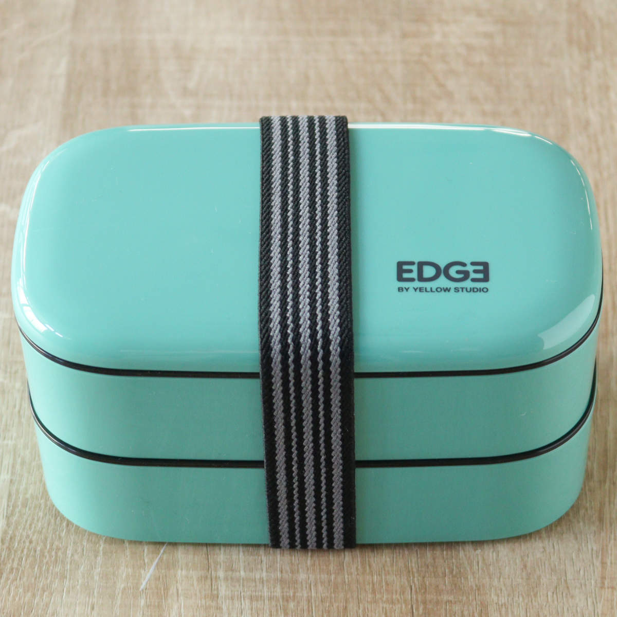 弁当箱 800ml 25EDGE オーバル2段ランチ ( お弁当箱 ランチボックス レンジ対応 食洗機対応 二段 男子 レンジOK 食洗機OK 弁当 お弁当 ランチベルト付き 大容量 男性 日本製 ) 【ブルー】 ブルー