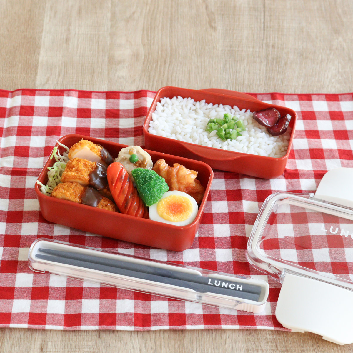 ランチクロス ギンガムチェック ( ナフキン ランチョンマット 弁当包み 三角巾 大きめ 給食ナフキン 正方形 子供 大人 お弁当箱 弁当 弁当箱 包み 入れ 子供用 大人用 給食 おしゃれ 日本製 ) 【グレー】 グレー