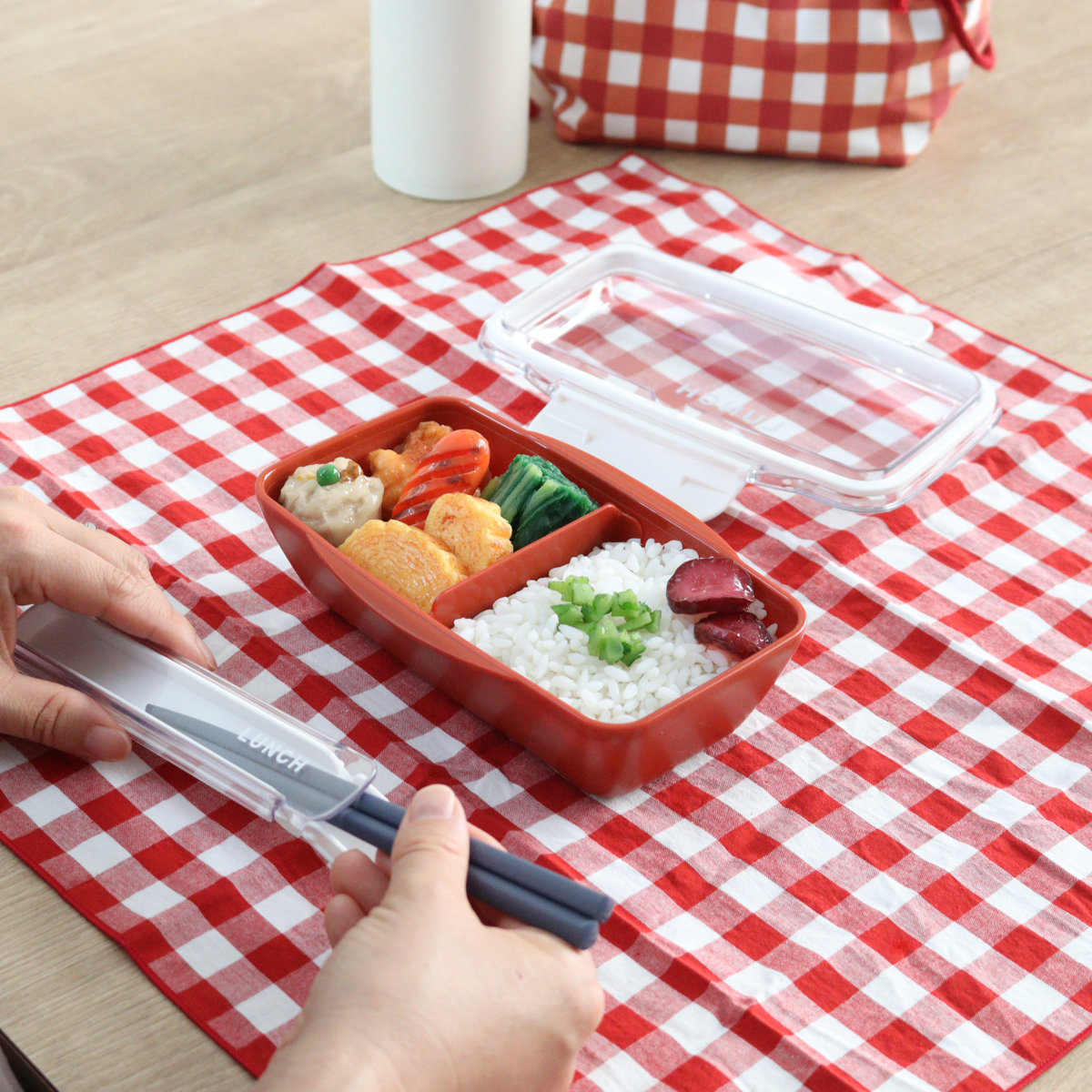 ランチクロス ギンガムチェック ( ナフキン ランチョンマット 弁当包み 三角巾 大きめ 給食ナフキン 正方形 子供 大人 お弁当箱 弁当 弁当箱 包み 入れ 子供用 大人用 給食 おしゃれ 日本製 ) 【グレー】 グレー