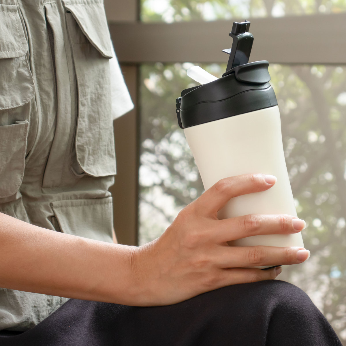 水筒 400ml DRINKIT 2Wayステンレスタンブラー ( 保温 保冷 タンブラー ストロー付き 直飲み 2way 蓋付き こぼれない 持ち運び ストロー 直のみ 真空二重構造 ステンレスボトル 結露しない シンプル ) 【ブラック】 ブラック