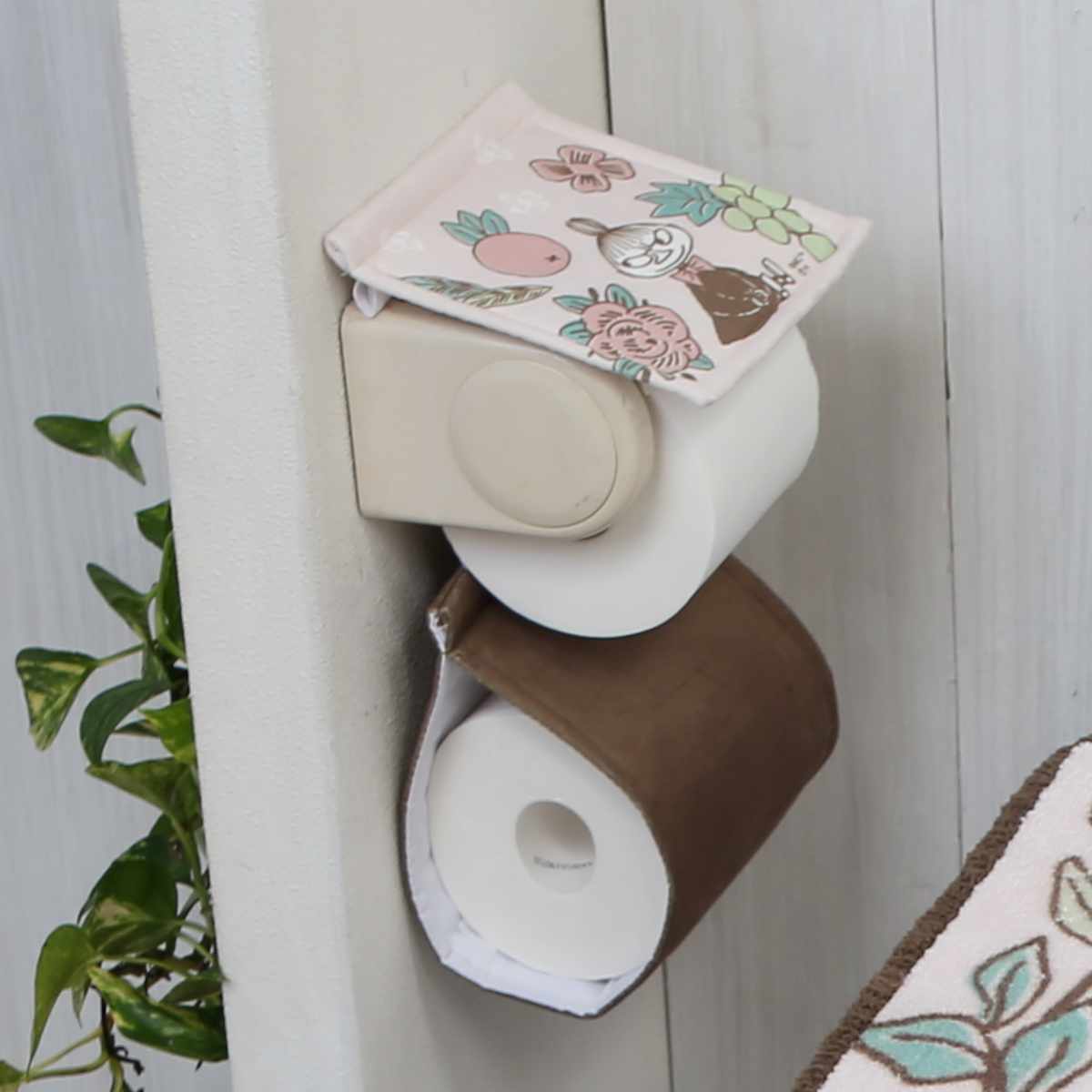 シャインガーデン ペーパーホルダーカバー ムーミン ( トイレットペーパーカバー MOOMIN ペーパーホルダー 予備 洗濯OK トイレタリー ホルダーカバー 取り付け簡単 キャラクター ムーミン柄 リトルミイ 北欧 ) 【ムーミン】 ムーミン