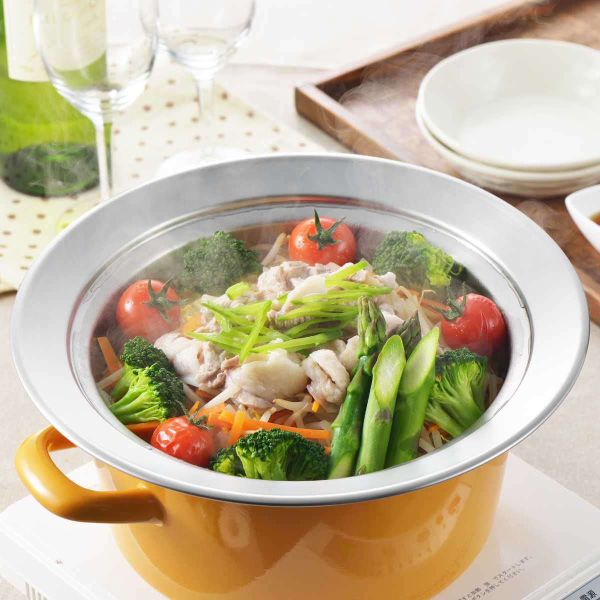 蒸し皿 20~22cm用 お鍋にのせて簡単蒸しプレート ドーム型 日本製 ( 蒸し器 調理用品 調理器具 蒸し目皿 お手軽 ステンレス製 キッチン用品 台所用品 下ごしらえ 便利グッズ 蒸し料理 スチーム調理 ヘルシー料理 )