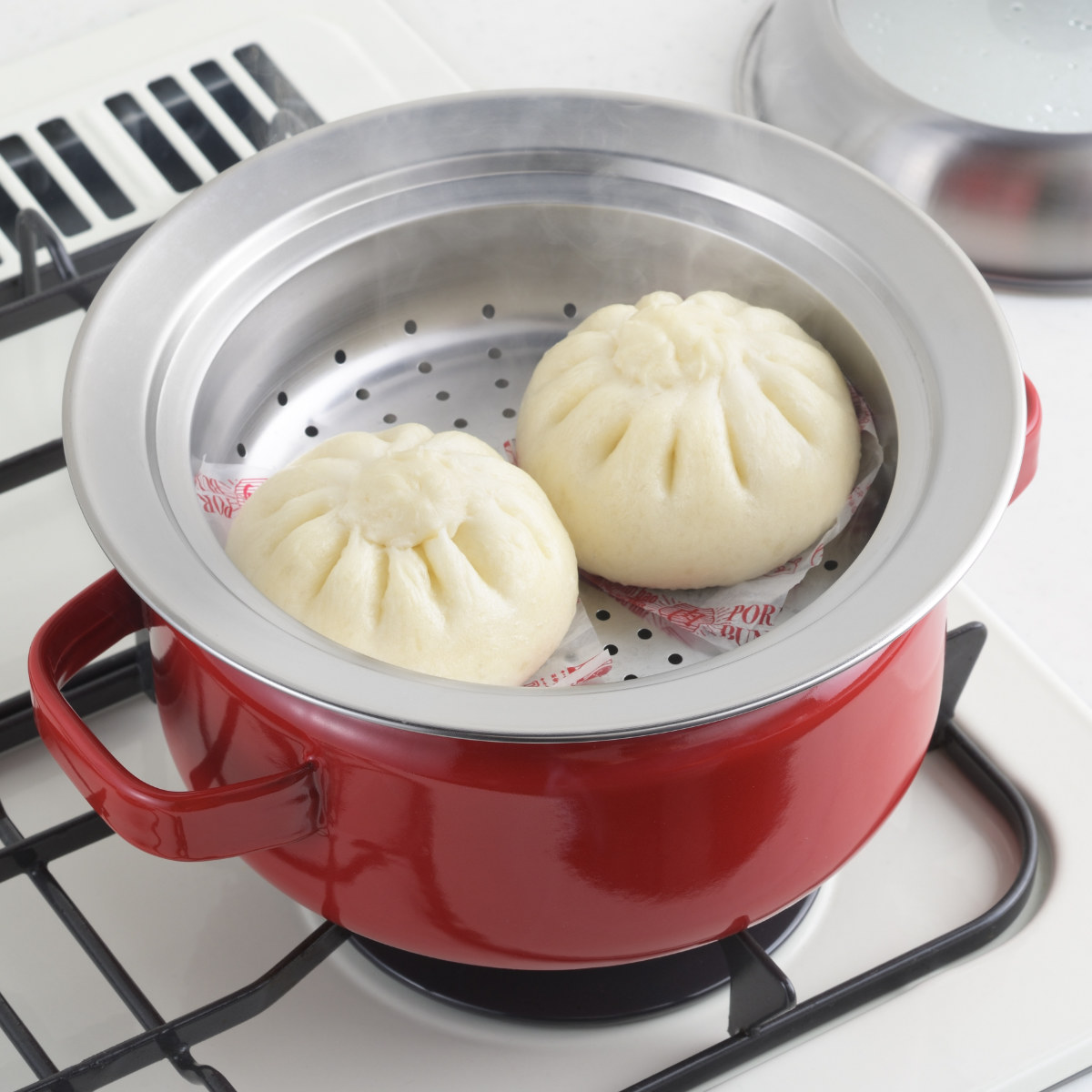 お鍋用蒸し器 18~20cm用 ガラス蓋付き 日本製 ( 蒸し器 ステンレス 蒸しプレート ドーム型 蓋付き 蒸し皿 スチームプレート 蒸し料理 温野菜 蒸し野菜 のせるだけ )