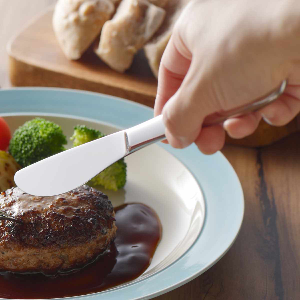 贅 デザートナイフ ( ナイフ ステンレス 日本製 燕三条 デザート カトラリー 21.5cm おしゃれ 丈夫 錆びにくい シンプル 高級感 食事 来客用 普段使い )