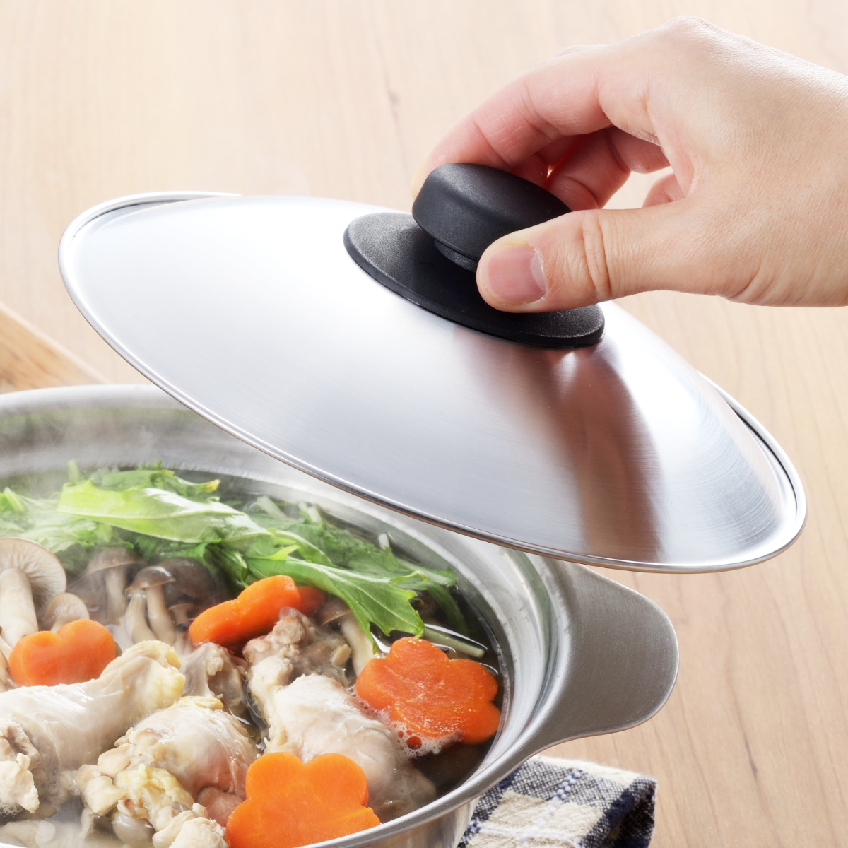 鍋蓋 どんぶり鍋 ラーメン鍋 兼用蓋 ステンレス製 日本製 ( 蓋 フタ 鍋用蓋 ステンレス蓋 18cm用 鍋ブタ 鍋用ふた 鍋用フタ 調理器具 調理用品 調理雑貨 調理小物 )