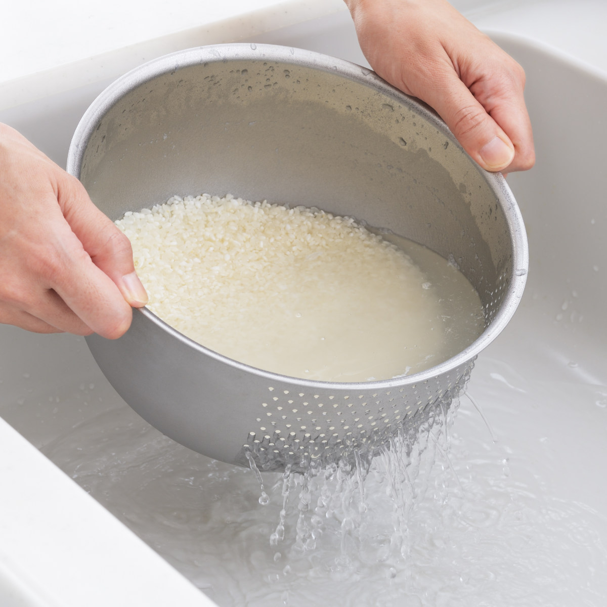 米研ぎボウル 21cm ステンレス製 生活のかたち 日本製 洗米ボウル ( ボウル 米研ぎ 米とぎ 米研ぎ用ボウル 食洗機対応 21センチ 米研ぎボール 水切り 米 下ごしらえ お米 洗米ボール 洗米 )