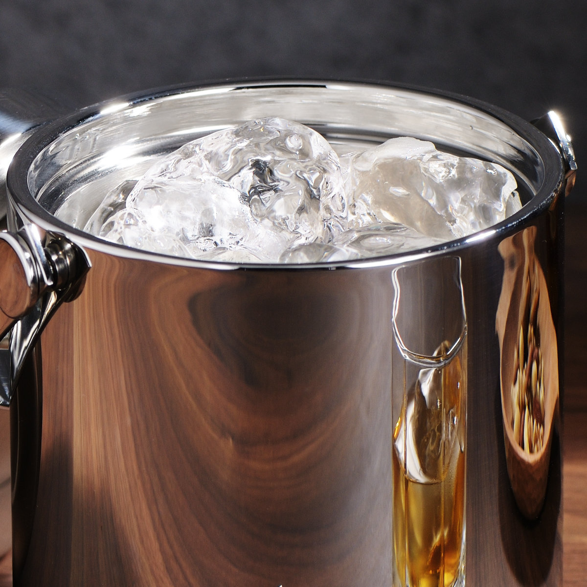 鏡面二重 アイスペール 1.1L フラットタイプ ( ステンレス ボトルクーラー 氷 溶けにくい 氷入れ 蓋付き 二重構造 トング付き セット 日本製 シンプル おしゃれ スタイリッシュ )