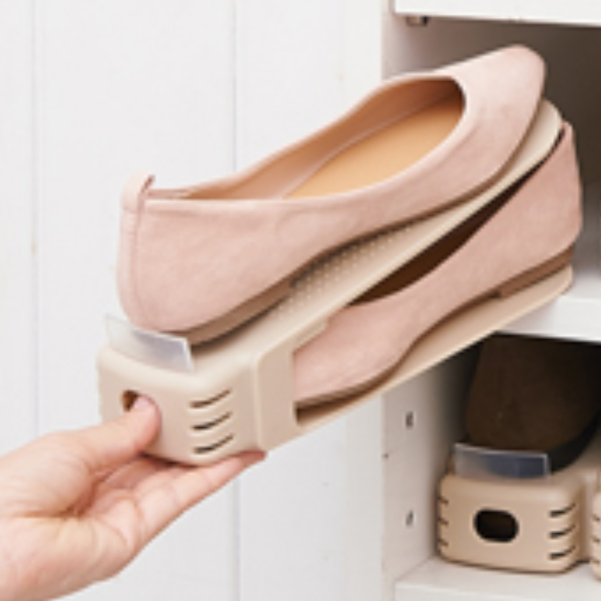 靴 収納 6個入り くつホルダー ローファータイプ スリム ( 靴ホルダー 幅8cm スリムタイプ ローヒール 靴収納 シューズ くつ ホルダー 省スペース 互い違い 靴箱 シューズホルダー すべり止め クツ ケース ラック レディース 6個 )