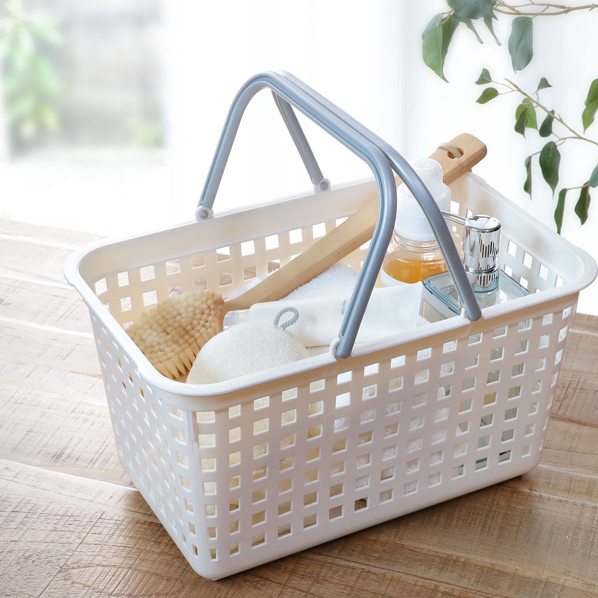 ランドリーバスケット スカンジナビア SCB-3 バスケット S ( 洗濯かご 脱衣かご ランドリーボックス ミニバスケット 洗濯 ランドリーラック 洗濯物入れ 洗濯カゴ 脱衣カゴ 脱衣籠 収納バスケット 持ち手付き 角型 日本製 ) 【クリア】 クリア