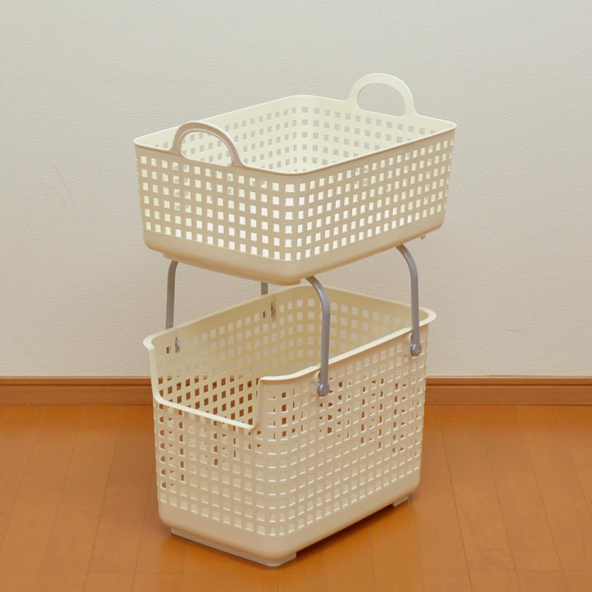 ランドリーバスケット スカンジナビア バスバスケット SCB-7 ( 洗濯かご 脱衣かご ランドリーボックス ミニバスケット 洗濯 スタッキング ランドリーラック 洗濯物入れ 洗濯カゴ 脱衣カゴ 収納 持ち手付き 角型 浅型 日本製 ) 【クリア】 クリア