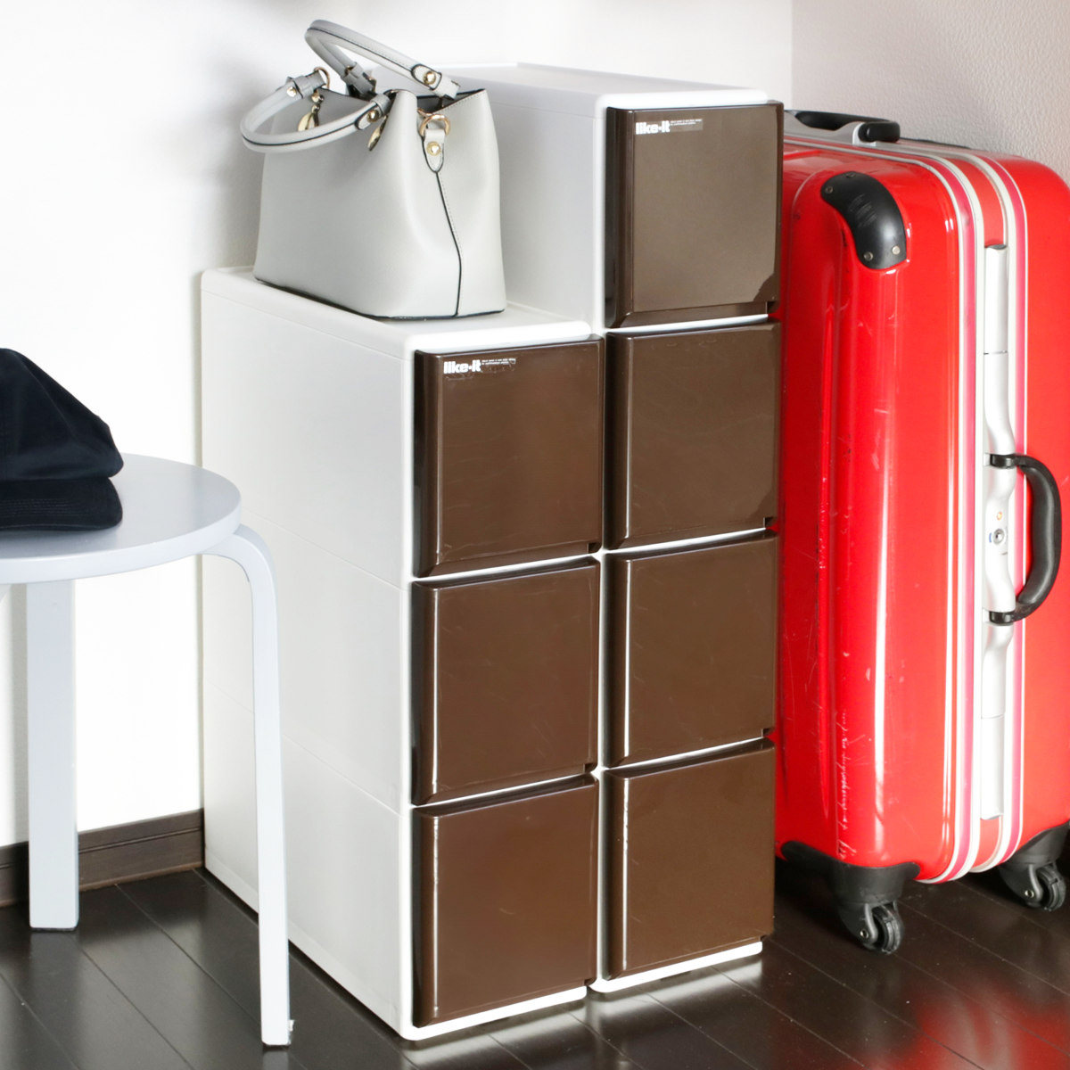 キッチンストッカー ラグドロワ 3段 スリム 光沢パネル 幅17cm ( 収納ストッカー キャスター付き ラスチック 収納ケース 隙間収納 ワゴン キッチン収納 引き出し 隙間 すき間 整理 片付け キッチン リビング 洗面所すき間収納 ) 【ホワイト】 ホワイト