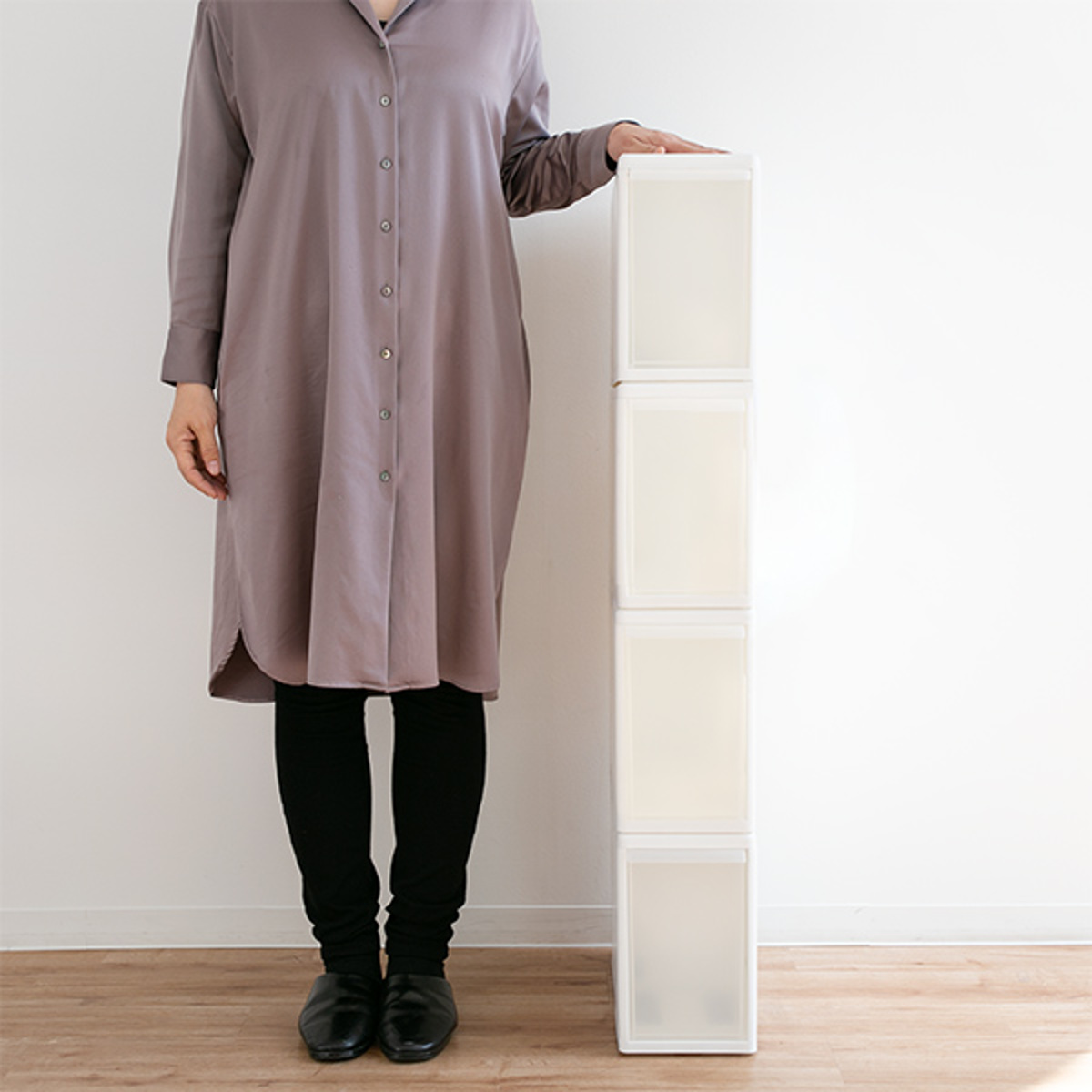 収納ケース スリム L 幅17×奥行47×高さ28cm プラスチック 引き出し 収納 ( 収納ボックス 衣装 ケース ボックス 日本製 クローゼット収納 隙間収納 押入れ収納 クローゼット 押入れ BOX CD キッチン スタッキング 積み重ね ) 【ホワイト】 ホワイト