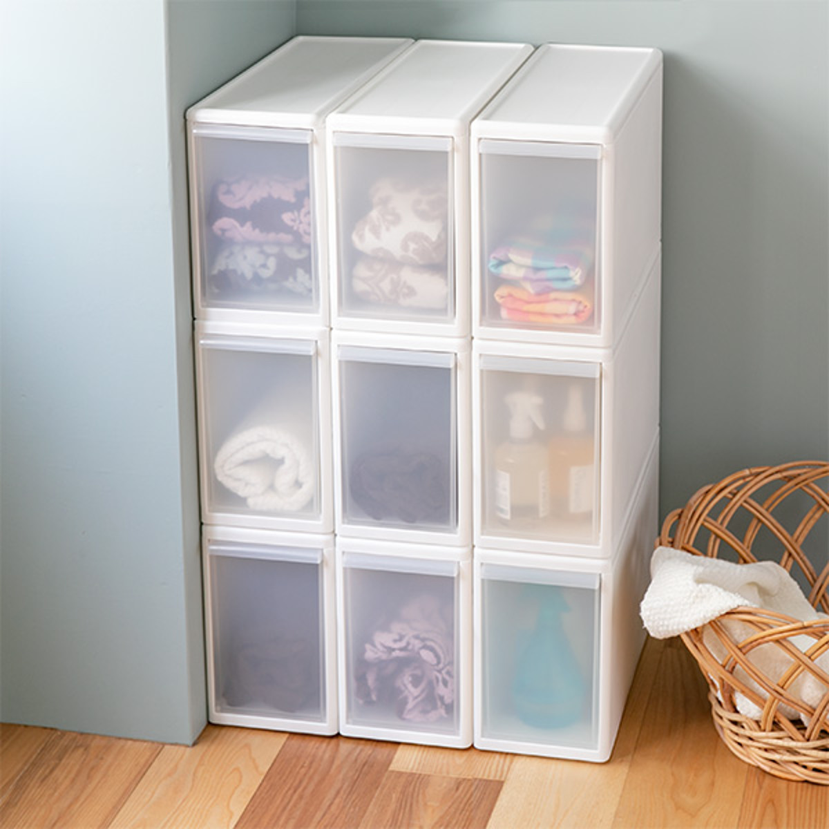 収納ケース スリム L 幅17×奥行47×高さ28cm プラスチック 引き出し 収納 ( 収納ボックス 衣装 ケース ボックス 日本製 クローゼット収納 隙間収納 押入れ収納 クローゼット 押入れ BOX CD キッチン スタッキング 積み重ね ) 【ホワイト】 ホワイト