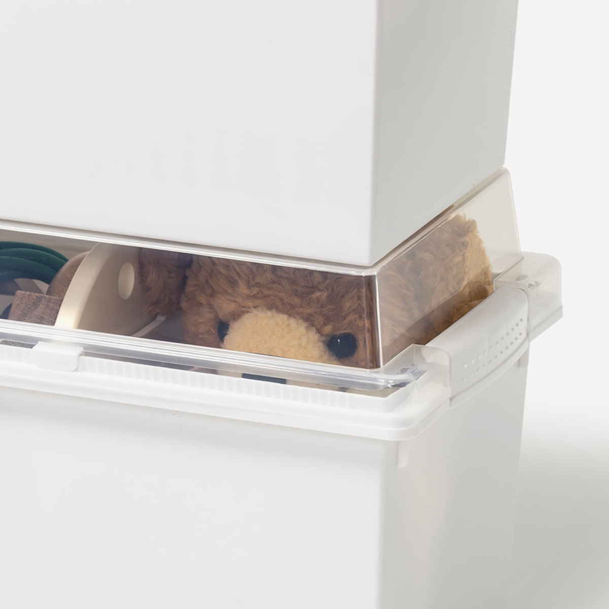 収納ケース メディア収納ボックス DVD・CD・BDケース ( 収納 ボックス ケース プラスチック フタ付き 仕切り板付き 積み重ね スタッキング 収納ボックス 文庫本 新書判 ブルーレイ ふた 蓋 付き 日本製 ) 【ブラウン】 ブラウン