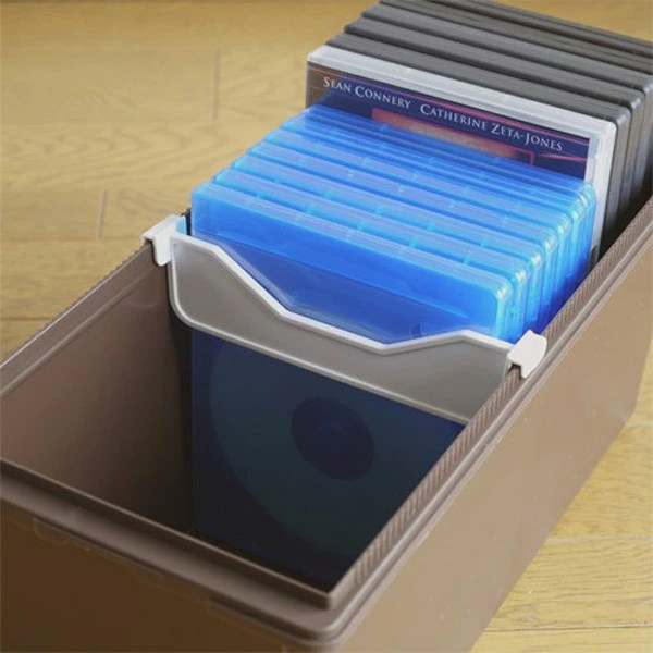 収納ケース メディア収納ボックス DVD・CD・BDケース ( 収納 ボックス ケース プラスチック フタ付き 仕切り板付き 積み重ね スタッキング 収納ボックス 文庫本 新書判 ブルーレイ ふた 蓋 付き 日本製 ) 【ブラウン】 ブラウン